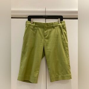 NWOT - Vince Chartreuse Green Women's Bermuda Shorts